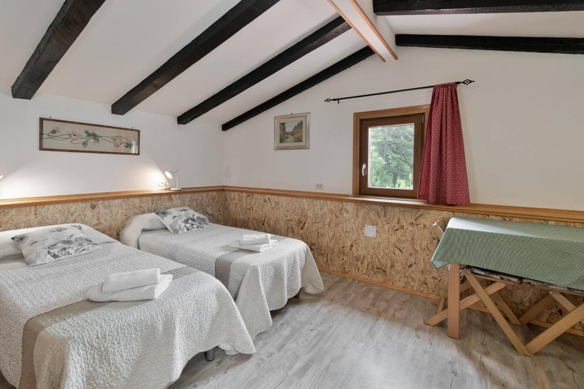 Apartments Smile By Rent Istria Groznjan Bagian luar foto